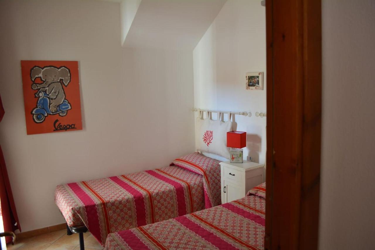 Casa Della Vespa Orosei Kültér fotó